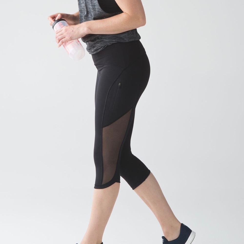 Lululemon Sun Runner Crop